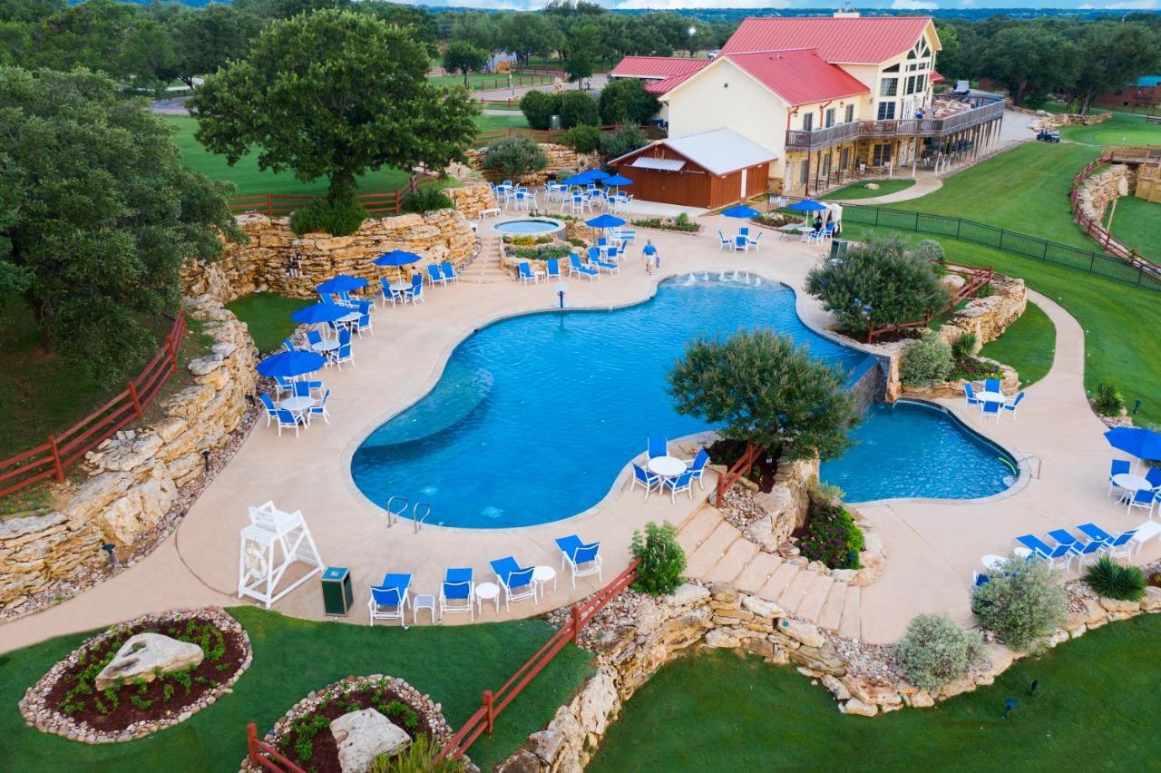 The Hideout Golf Club & Resort Lake Brownwood Екстериор снимка