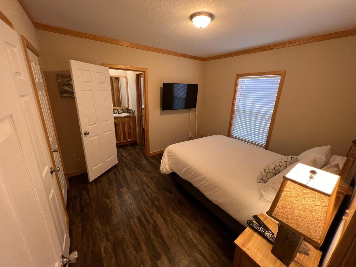The Hideout Golf Club & Resort Lake Brownwood Екстериор снимка