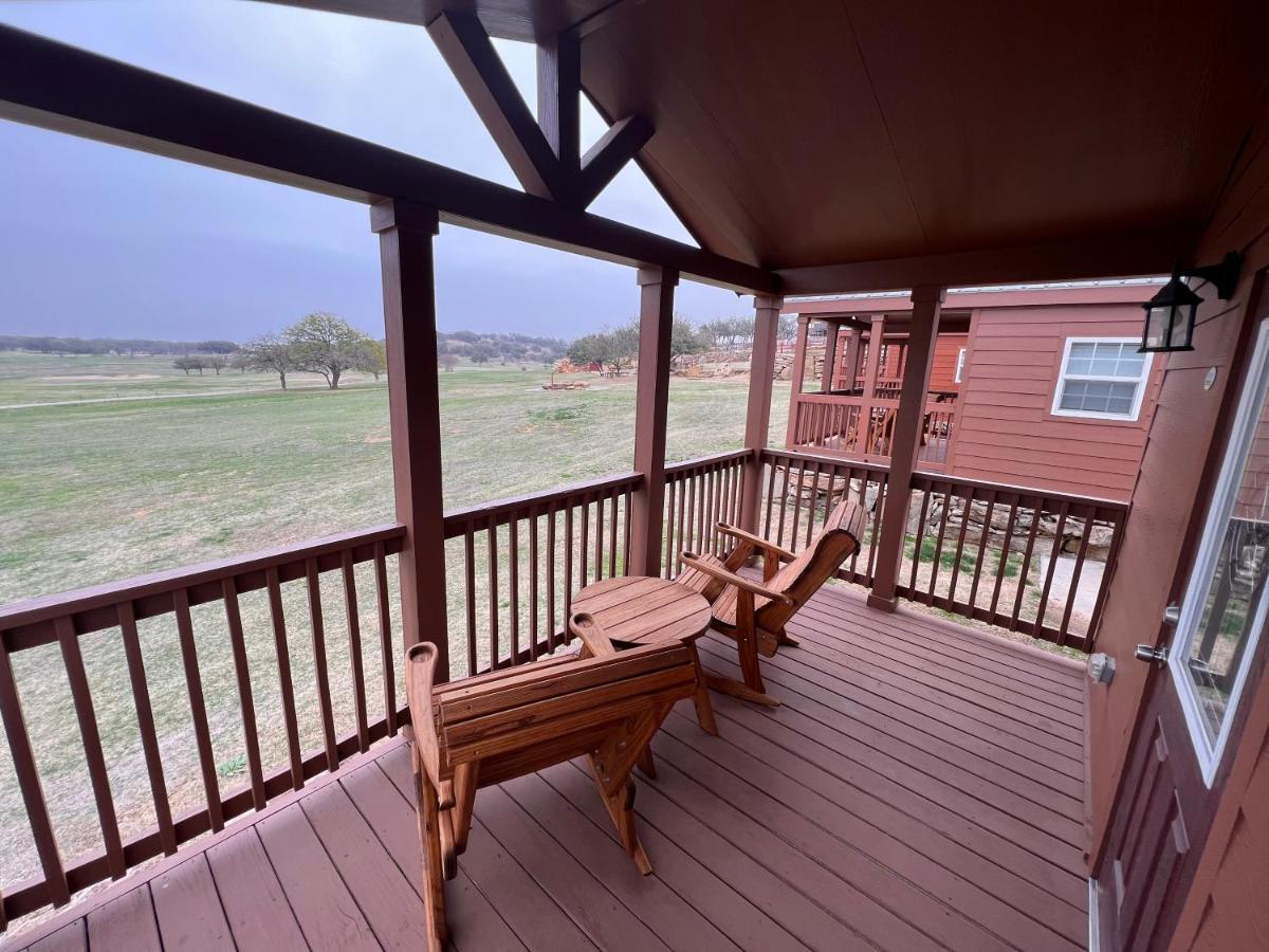 The Hideout Golf Club & Resort Lake Brownwood Екстериор снимка